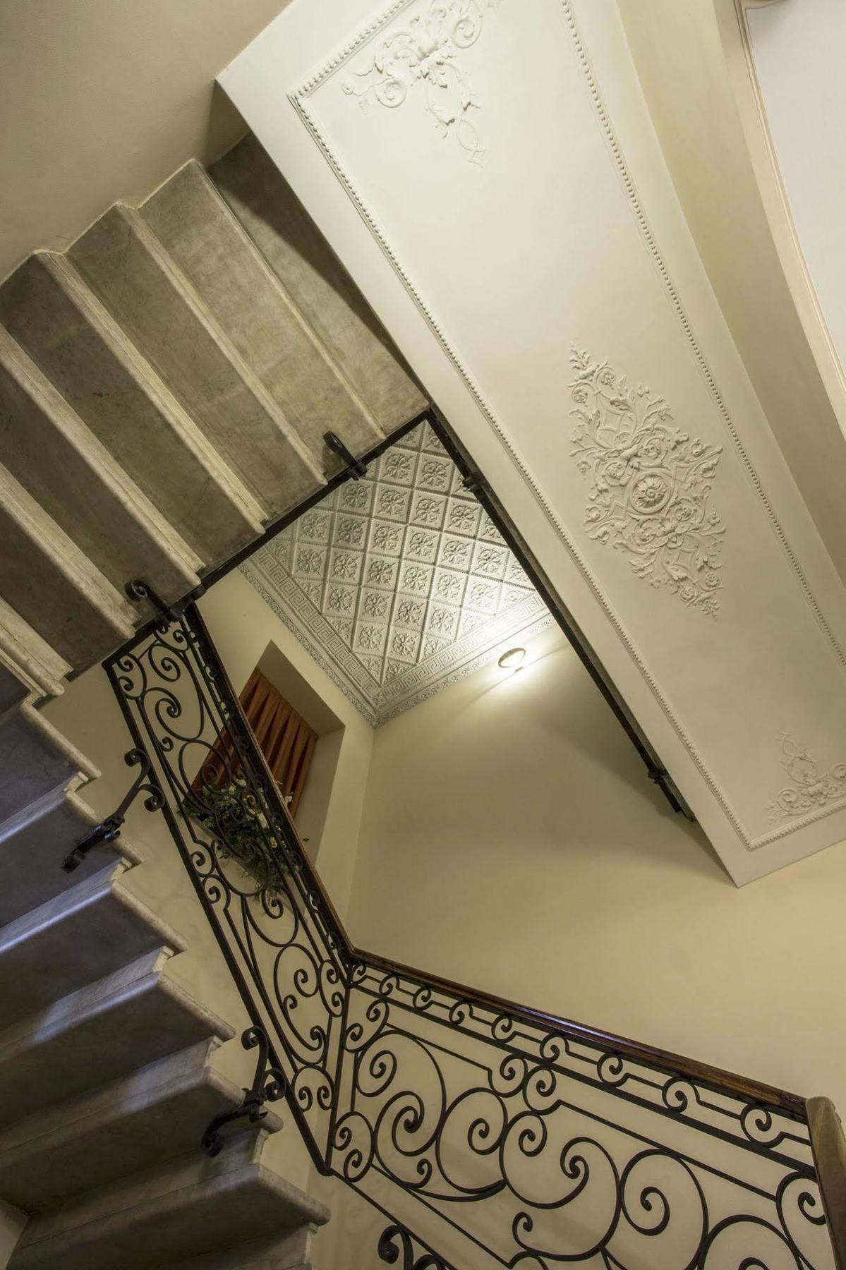 Hotel&residence Centro - Stazione Porta Susa 3*